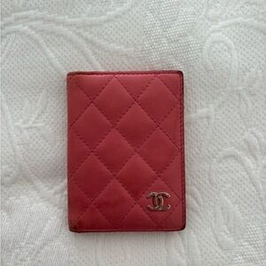 AUTHENTIC Chanel card holder ( pink)